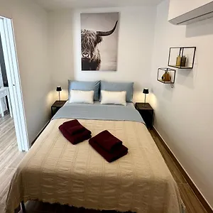 https://casa-pirilampo-ferragudo.hotelaalgarve.com