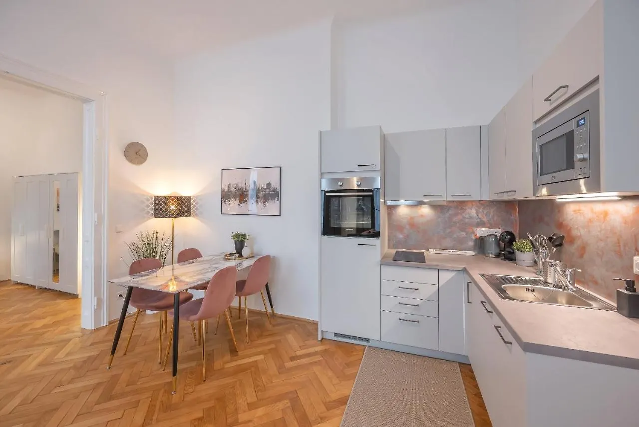 Cosy City Center Apartment Vienna