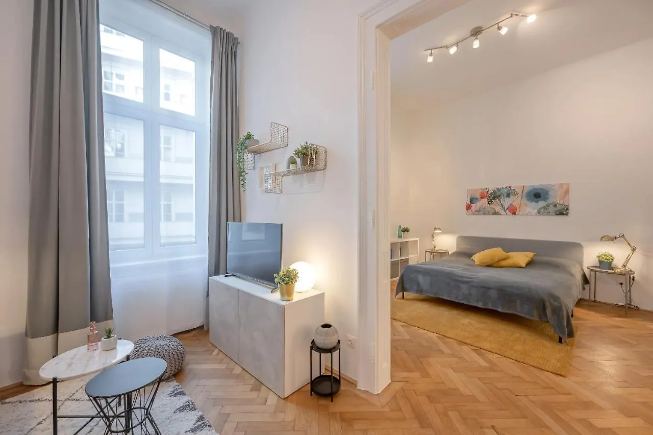 Cosy City Center Apartment Vienna Austria