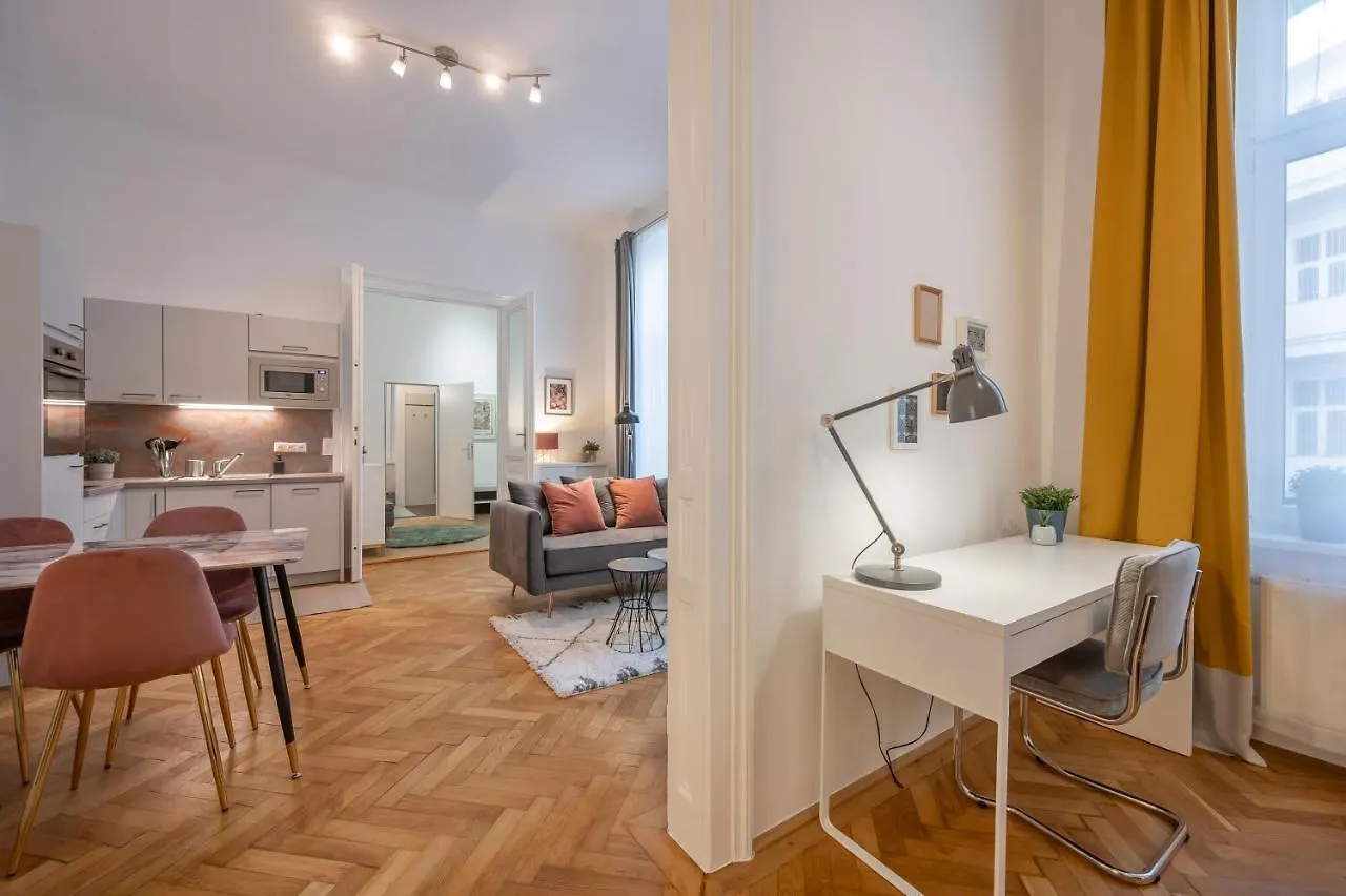 Cosy City Center Apartment Vienna